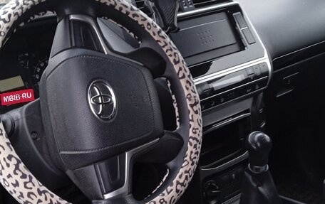 Toyota Land Cruiser Prado 150 рестайлинг 2, 2018 год, 4 500 000 рублей, 2 фотография