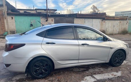 Hyundai Solaris II рестайлинг, 2014 год, 735 000 рублей, 5 фотография