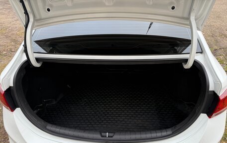 Hyundai Solaris II рестайлинг, 2017 год, 1 200 000 рублей, 9 фотография