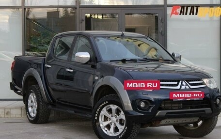 Mitsubishi L200 IV рестайлинг, 2014 год, 2 140 000 рублей, 3 фотография