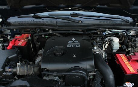 Mitsubishi L200 IV рестайлинг, 2014 год, 2 140 000 рублей, 14 фотография