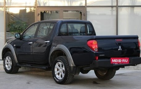 Mitsubishi L200 IV рестайлинг, 2014 год, 2 140 000 рублей, 8 фотография