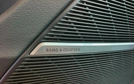 Audi SQ5, 2024 год, 16 400 000 рублей, 11 фотография