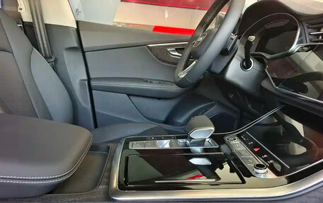 Audi SQ5, 2024 год, 16 400 000 рублей, 14 фотография