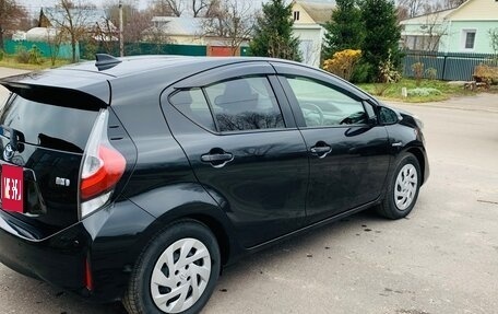 Toyota Aqua I, 2018 год, 1 000 000 рублей, 6 фотография