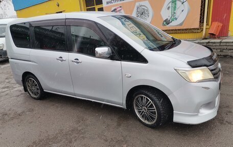 Nissan Serena IV, 2010 год, 1 200 000 рублей, 2 фотография