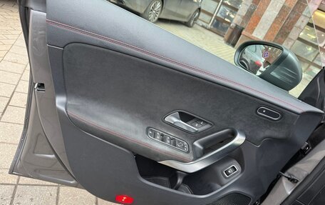 Mercedes-Benz CLA, 2020 год, 3 300 000 рублей, 11 фотография