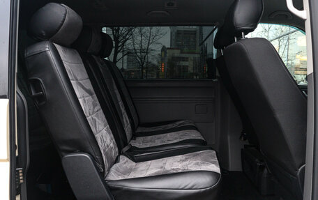 Volkswagen Caravelle T6 рестайлинг, 2021 год, 5 450 000 рублей, 10 фотография