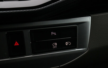 Volkswagen Caravelle T6 рестайлинг, 2021 год, 5 450 000 рублей, 21 фотография