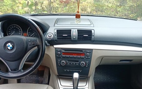 BMW 1 серия, 2008 год, 850 000 рублей, 10 фотография