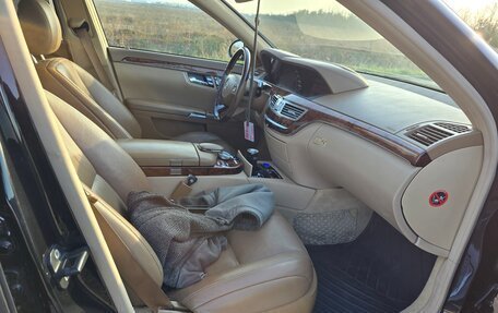 Mercedes-Benz S-Класс, 2005 год, 900 000 рублей, 9 фотография