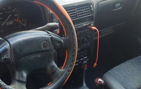 Volkswagen Polo III рестайлинг, 1999 год, 250 000 рублей, 12 фотография