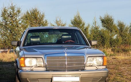 Mercedes-Benz S-Класс, 1990 год, 2 300 000 рублей, 4 фотография