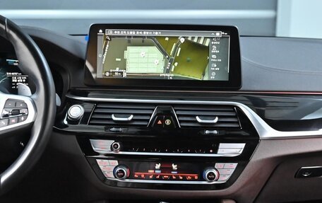 BMW 5 серия, 2022 год, 3 550 000 рублей, 15 фотография