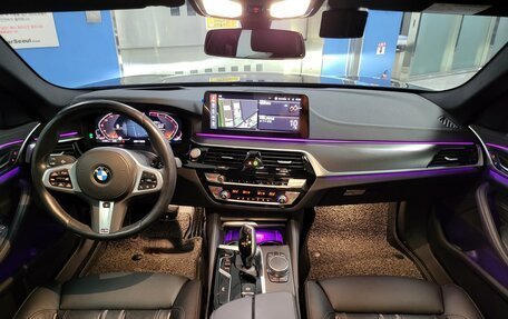 BMW 5 серия, 2022 год, 2 950 000 рублей, 8 фотография