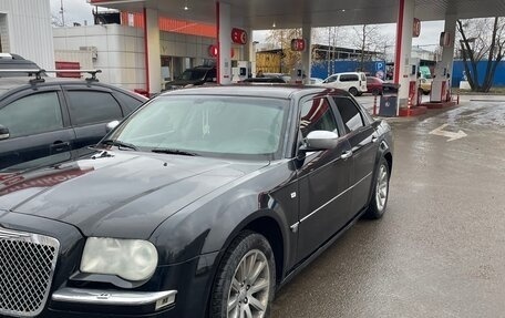 Chrysler 300C II, 2006 год, 700 000 рублей, 1 фотография
