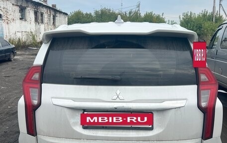 Mitsubishi Pajero Sport III рестайлинг, 2020 год, 3 848 000 рублей, 3 фотография