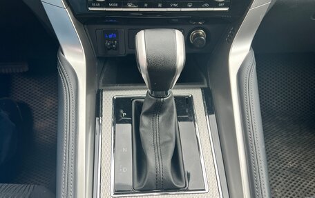 Mitsubishi Pajero Sport III рестайлинг, 2020 год, 3 848 000 рублей, 9 фотография