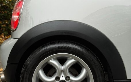 MINI Hatch, 2011 год, 1 150 000 рублей, 17 фотография