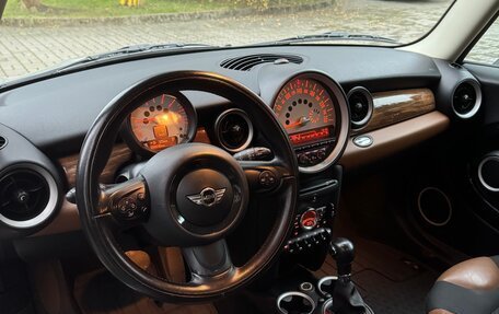 MINI Hatch, 2011 год, 1 150 000 рублей, 21 фотография