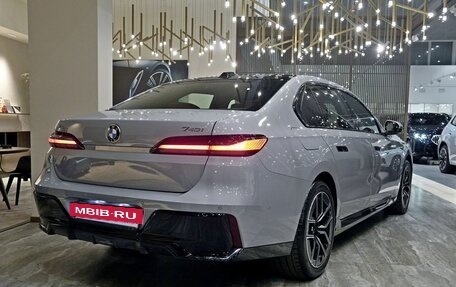 BMW 7 серия, 2024 год, 17 200 000 рублей, 5 фотография