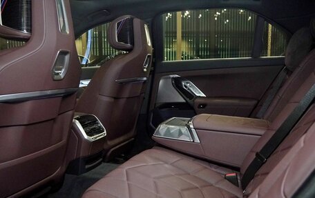 BMW 7 серия, 2024 год, 17 200 000 рублей, 18 фотография