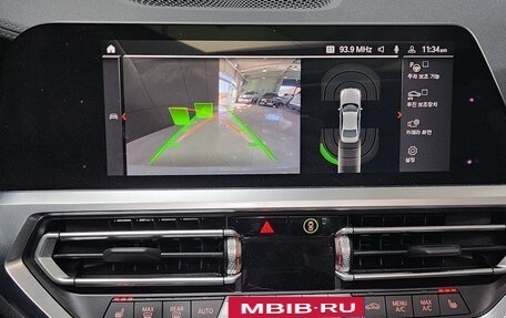 BMW 3 серия, 2021 год, 2 930 000 рублей, 13 фотография