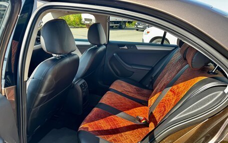 Volkswagen Jetta VI, 2013 год, 950 000 рублей, 14 фотография