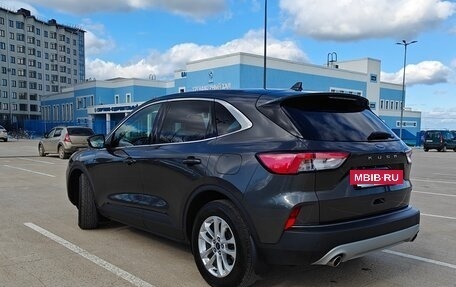 Ford Kuga III, 2020 год, 2 350 000 рублей, 5 фотография