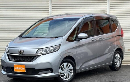 Honda Freed II, 2021 год, 1 100 000 рублей, 2 фотография