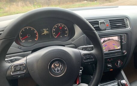 Volkswagen Jetta VI, 2011 год, 1 200 000 рублей, 7 фотография