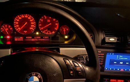 BMW 5 серия, 2000 год, 650 000 рублей, 11 фотография