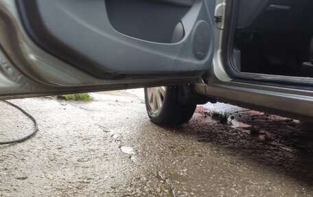 Nissan Almera, 2005 год, 730 000 рублей, 13 фотография