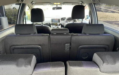 Toyota Wish II, 2017 год, 1 170 000 рублей, 15 фотография