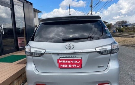 Toyota Wish II, 2017 год, 1 170 000 рублей, 8 фотография