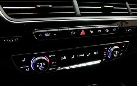 Audi Q7, 2018 год, 3 999 000 рублей, 30 фотография