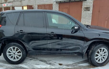 Toyota RAV4, 2011 год, 1 350 000 рублей, 2 фотография