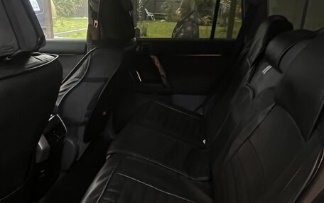 Toyota Land Cruiser Prado 150 рестайлинг 2, 2011 год, 2 850 000 рублей, 12 фотография