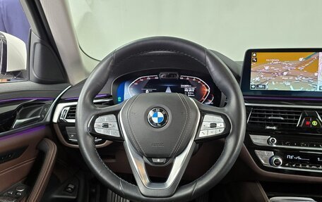 BMW 5 серия, 2021 год, 3 890 000 рублей, 13 фотография