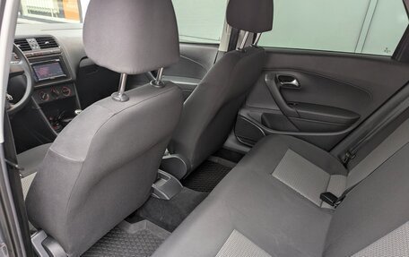 Volkswagen Polo VI (EU Market), 2012 год, 735 000 рублей, 23 фотография