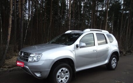 Renault Duster I рестайлинг, 2013 год, 750 000 рублей, 1 фотография