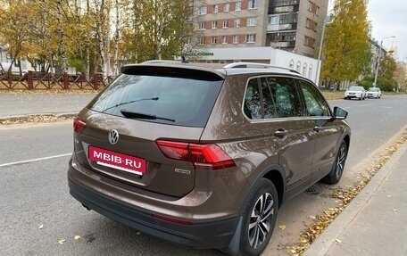 Volkswagen Tiguan II, 2020 год, 2 550 000 рублей, 3 фотография