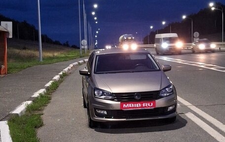 Volkswagen Polo VI (EU Market), 2017 год, 1 000 000 рублей, 7 фотография