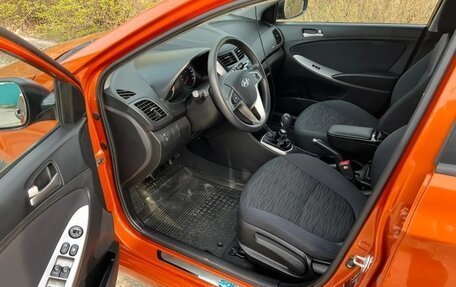 Hyundai Solaris II рестайлинг, 2014 год, 1 290 000 рублей, 4 фотография