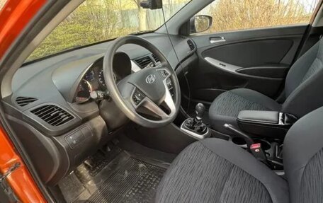 Hyundai Solaris II рестайлинг, 2014 год, 1 290 000 рублей, 8 фотография