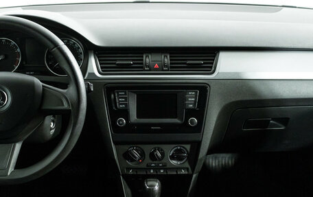 Skoda Rapid I, 2015 год, 1 239 700 рублей, 14 фотография