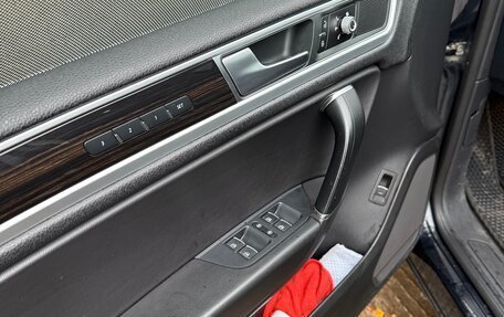 Volkswagen Touareg III, 2016 год, 3 210 000 рублей, 9 фотография