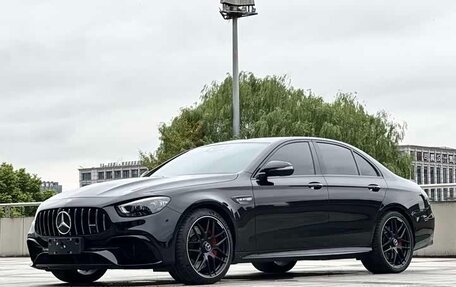 Mercedes-Benz E-Класс AMG, 2021 год, 14 559 132 рублей, 2 фотография