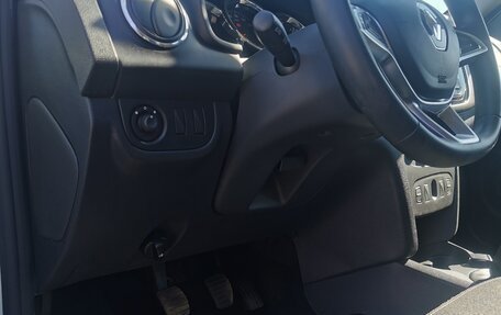 Renault Logan II, 2020 год, 890 000 рублей, 4 фотография