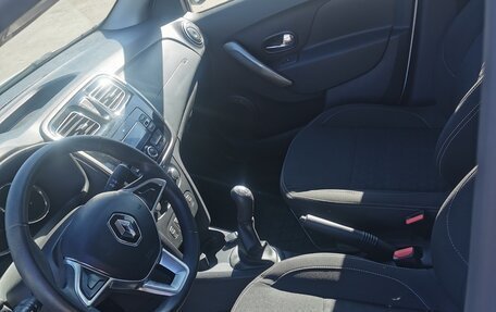 Renault Logan II, 2020 год, 890 000 рублей, 5 фотография